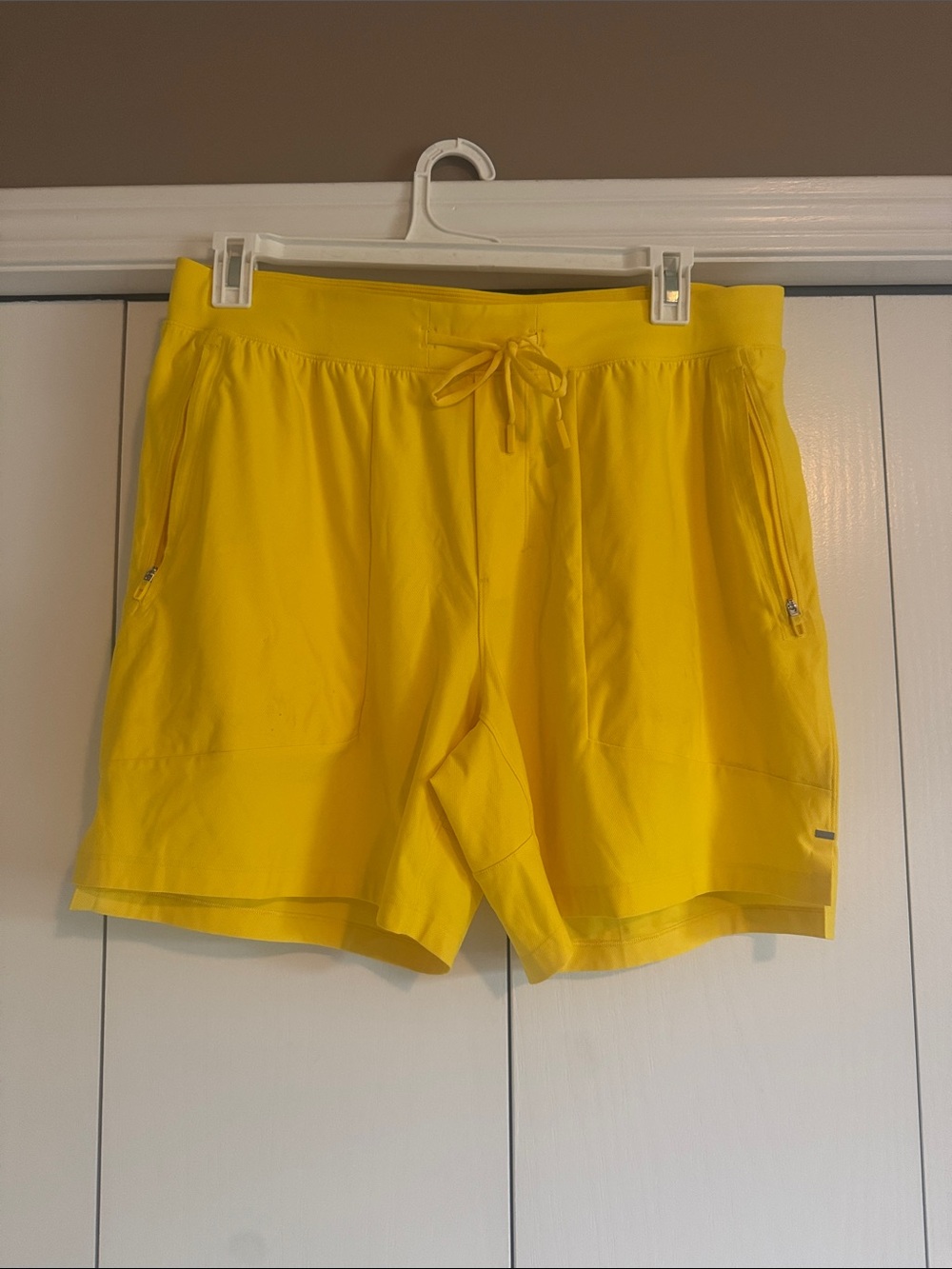 lululemon athletica License to Train linerless short 7” Utility yellow